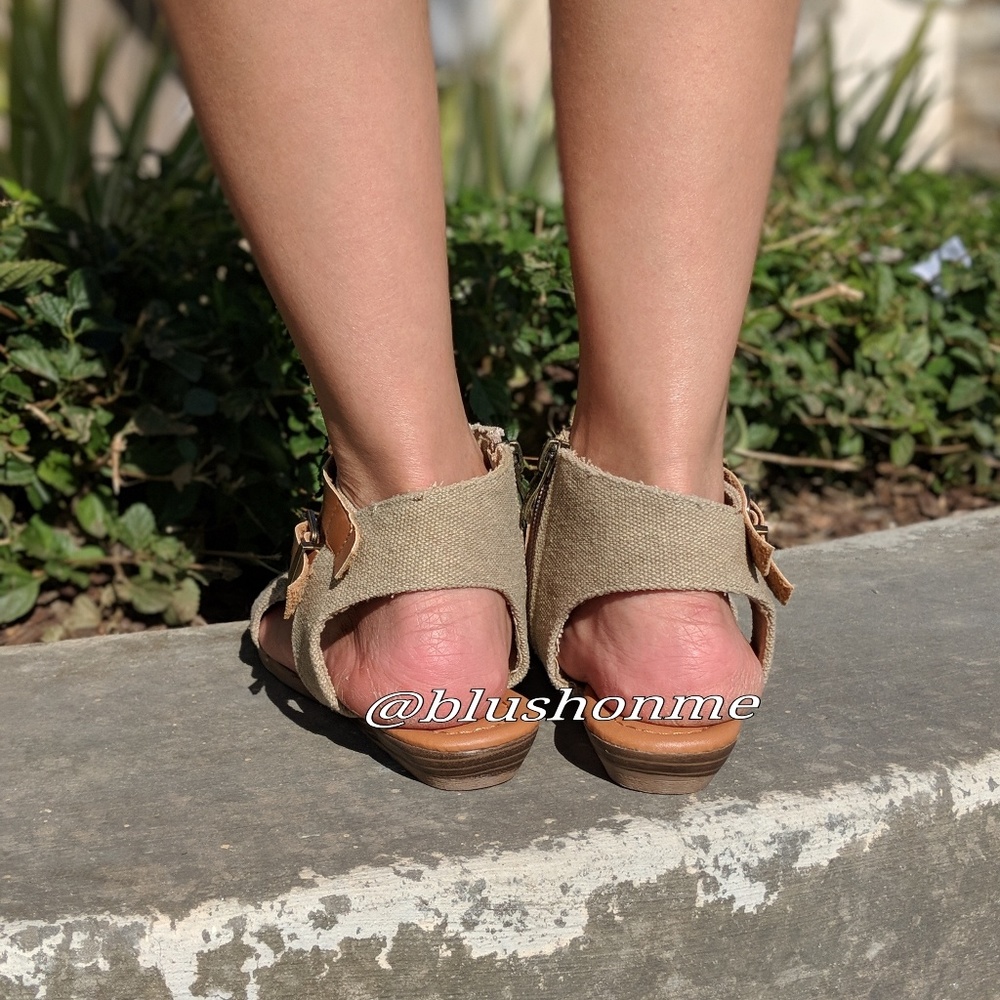 Boho Buckle Detailed Flats - Lowest - Picture 4 of 4